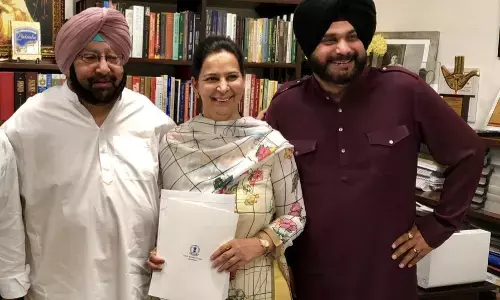 Punjab: ਨਵਜੋਤ ਕੌਰ ਸਿੱਧੂ ਦੇ 500 ਕਰੋੜ ਵਾਲੇ ਬਿਆਨ ਤੇ ਕੈਪਟਨ ਅਮਰਿੰਦਰ ਸਿੰਘ ਦਾ ਪਲਟਵਾਰ, ਸੁਣਾਈਆਂ ਖਰੀਆਂ-ਖਰੀਆਂ Punjab: ਨਵਜੋਤ ਕੌਰ ਸਿੱਧੂ ਦੇ 500 ਕਰੋੜ ਵਾਲੇ ਬਿਆਨ ਤੇ ਕੈਪਟਨ ਅਮਰਿੰਦਰ ਸਿੰਘ ਦਾ ਪਲਟਵਾਰ, ਸੁਣਾਈਆਂ ਖਰੀਆਂ-ਖਰੀਆਂ