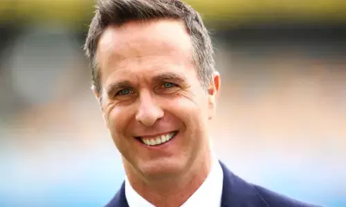 Australia: ਆਸਟ੍ਰੇਲੀਆ ਗੋਲੀਬਾਰੀ ਵਿੱਚ ਵਾਲ ਵਾਲ ਬਚੇ ਇੰਗਲੈਂਡ ਕ੍ਰਿਕਟ ਟੀਮ ਦੇ ਸਾਬਕਾ ਕਪਤਾਨ Australia: ਆਸਟ੍ਰੇਲੀਆ ਗੋਲੀਬਾਰੀ ਵਿੱਚ ਵਾਲ ਵਾਲ ਬਚੇ ਇੰਗਲੈਂਡ ਕ੍ਰਿਕਟ ਟੀਮ ਦੇ ਸਾਬਕਾ ਕਪਤਾਨ