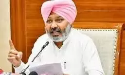 ਵਿੱਤ ਮੰਤਰੀ ਹਰਪਾਲ ਚੀਮਾਂ ਦਾ ਸਕੂਲ ਅਧਿਆਪਕਾਂ ਉੱਤੇ ਵੱਡਾ ਐਕਸ਼ਨ ਵਿੱਤ ਮੰਤਰੀ ਹਰਪਾਲ ਚੀਮਾਂ ਦਾ ਸਕੂਲ ਅਧਿਆਪਕਾਂ ਉੱਤੇ ਵੱਡਾ ਐਕਸ਼ਨ