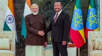 PM Modi: ਪ੍ਰਧਾਨ ਮੰਤਰੀ ਨਰਿੰਦਰ ਮੋਦੀ ਪਹੁੰਚੇ ਇਥੋਪੀਆ, PM ਅਲੀ ਨੇ ਹਵਾਈ ਅੱਡੇ ਤੇ ਕੀਤਾ ਸ਼ਾਨਦਾਰ ਸਵਾਗਤ PM Modi: ਪ੍ਰਧਾਨ ਮੰਤਰੀ ਨਰਿੰਦਰ ਮੋਦੀ ਪਹੁੰਚੇ ਇਥੋਪੀਆ, PM ਅਲੀ ਨੇ ਹਵਾਈ ਅੱਡੇ ਤੇ ਕੀਤਾ ਸ਼ਾਨਦਾਰ ਸਵਾਗਤ