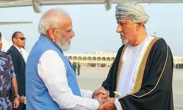 PM ਮੋਦੀ ਪਹੁੰਚੇ ਓਮਾਨ, ਹੋਇਆ ਸ਼ਾਨਦਾਰ ਸਵਾਗਤ, ਮਿਲਿਆ ਗਾਰਡ ਆਫ ਆਨਰ