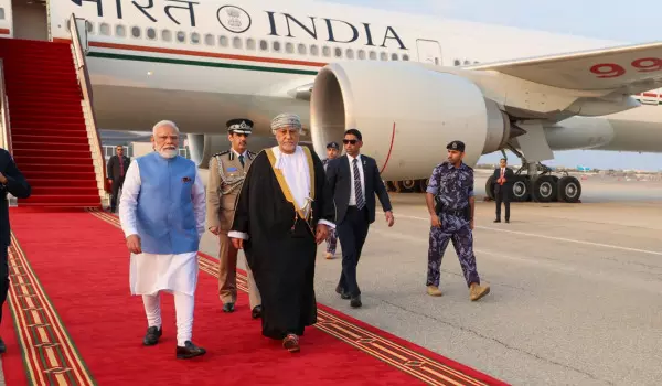 PM Modi In Oman: PM ਮੋਦੀ ਓਮਾਨ ਤੋਂ ਭਾਰਤ ਲਈ ਰਵਾਨਾ, ਡਿਪਟੀ PM ਸਈਦ ਸ਼ਿਹਾਬ ਨੇ ਹਵਾਈ ਅੱਡੇ ਤੱਕ ਕੀਤਾ ਵਿਦਾ PM Modi In Oman: PM ਮੋਦੀ ਓਮਾਨ ਤੋਂ ਭਾਰਤ ਲਈ ਰਵਾਨਾ, ਡਿਪਟੀ PM ਸਈਦ ਸ਼ਿਹਾਬ ਨੇ ਹਵਾਈ ਅੱਡੇ ਤੱਕ ਕੀਤਾ ਵਿਦਾ