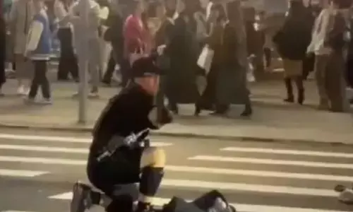 Taiwan ਵਿੱਚ ਧੂੰਏਂ ਵਾਲਾ ਬੰਬ ਸੁੱਟ ਕੇ ਚਾਕੂ ਨਾਲ ਕੀਤੇ ਹਮਲੇ