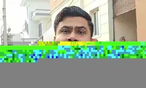 ਪੇਪਰ ਦੇਣ ਆਏ Sikh ਨੌਜਵਾਨ ਨੂੰ ਸੀਰੀ-ਸਾਹਿਬ ਤੇ ਕੜਾ ਲਾਉਣ ਲਈ ਕਿਹਾ, ਪਰਿਵਾਰ ਨੇ ਜਿਤਾਇਆ ਵਿਰੋਧ ਪੇਪਰ ਦੇਣ ਆਏ Sikh ਨੌਜਵਾਨ ਨੂੰ ਸੀਰੀ-ਸਾਹਿਬ ਤੇ ਕੜਾ ਲਾਉਣ ਲਈ ਕਿਹਾ, ਪਰਿਵਾਰ ਨੇ ਜਿਤਾਇਆ ਵਿਰੋਧ