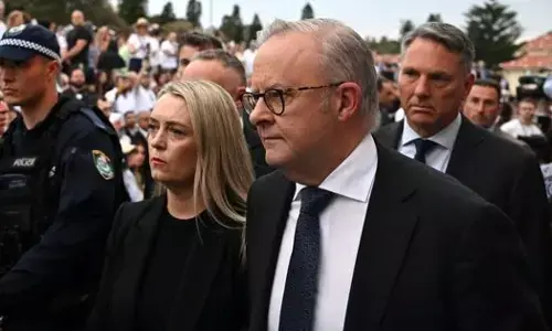 ਬੋਂਡੀ ਬੀਚ ਹਮਲਾ ਅਤੇ  Australian PM Albanese ਵਿਰੁੱਧ ਜਨਤਕ ਰੋਸ