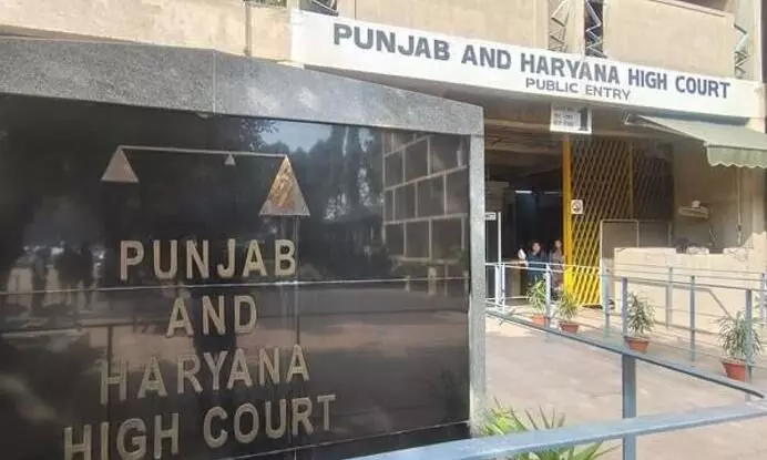 Ayushman Bharat ਤਹਿਤ ਇਲਾਜ ਕਰਨ ਵਾਲੇ ਹਸਪਤਾਲਾਂ ਨੂੰ ਭੁਗਤਾਨ ਰਾਸ਼ੀ ਚ ਦੇਰੀ : Punjab and Haryana High Court ਨੇ ਪਾਈ ਝਾੜ Ayushman Bharat ਤਹਿਤ ਇਲਾਜ ਕਰਨ ਵਾਲੇ ਹਸਪਤਾਲਾਂ ਨੂੰ ਭੁਗਤਾਨ ਰਾਸ਼ੀ ਚ ਦੇਰੀ : Punjab and Haryana High Court ਨੇ ਪਾਈ ਝਾੜ