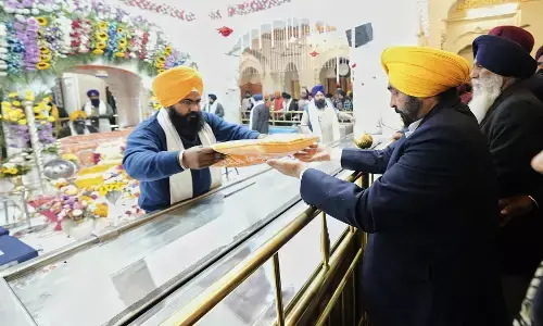 Chief Minister Bhagwant Singh Maan ਨੇ ਸ੍ਰੀ ਫ਼ਤਿਹਗੜ੍ਹ ਸਾਹਿਬ ਵਿਖੇ ਟੇਕਿਆ ਮੱਥਾ