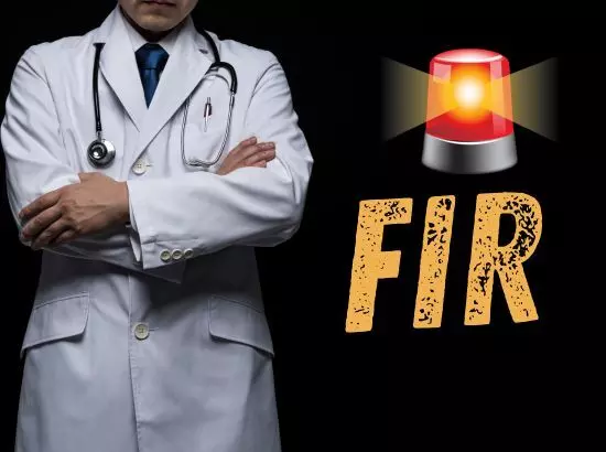 Doctors ਨੇ ਕਰ ਦਿੱਤਾ ਵੱਡਾ ਕਾਰਾ, SMO ਅਤੇ ਛੇ ਹੋਰਾਂ ਵਿਰੁੱਧ Fir ਦਰਜ Doctors ਨੇ ਕਰ ਦਿੱਤਾ ਵੱਡਾ ਕਾਰਾ, SMO ਅਤੇ ਛੇ ਹੋਰਾਂ ਵਿਰੁੱਧ Fir ਦਰਜ