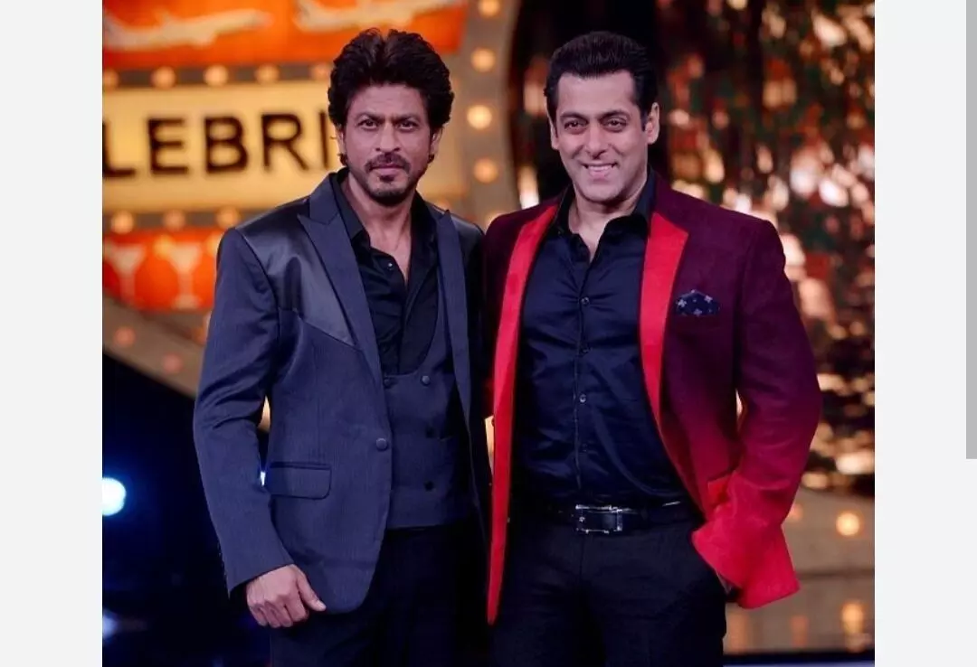 Salman Khan: ਸਲਮਾਨ ਖਾਨ ਹਜ਼ਾਰਾਂ ਕਰੋੜ ਜਾਇਦਾਦ ਦੇ ਮਾਲਕ, ਪਰ ਸ਼ਾਹਰੁਖ ਦੇ ਨੇੜੇ ਤੇੜੇ ਵੀ ਨਹੀਂ ਭਾਈਜਾਨ ਦੀ ਪ੍ਰਾਪਰਟੀ Salman Khan: ਸਲਮਾਨ ਖਾਨ ਹਜ਼ਾਰਾਂ ਕਰੋੜ ਜਾਇਦਾਦ ਦੇ ਮਾਲਕ, ਪਰ ਸ਼ਾਹਰੁਖ ਦੇ ਨੇੜੇ ਤੇੜੇ ਵੀ ਨਹੀਂ ਭਾਈਜਾਨ ਦੀ ਪ੍ਰਾਪਰਟੀ