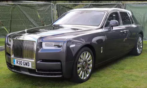 Rolls Royce : ਹੁਣ ਭਾਰਤ ਵਿੱਚ ਬਣੇਗੀ ਸ਼ਾਹੀ ਕਾਰ ਰੋਲਸ ਰਾਇਸ, ਭਾਰਤ ਆਉਣ ਦੀ ਤਿਆਰੀ ਕਰ ਰਹੀ ਦਿੱਗਜ ਕੰਪਨੀ