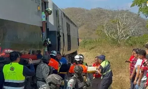 Terrible train accident in Mexic: 13 ਲੋਕਾਂ ਦੀ ਮੌਤ