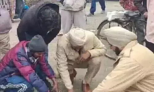 Amritsar: ਗੇਟ ਹਕੀਮਾ ਇਲਾਕੇ ਵਿੱਚ ਨਿੱਕੇ ਬੱਚੇ ਦਾ ਭਰੂਣ ਮਿਲਣ ਨਾਲ ਫੈਲੀ ਸਨਸਨੀ,  Police ਵੱਲੋਂ ਜਾਂਚ ਸ਼ੁਰੂ