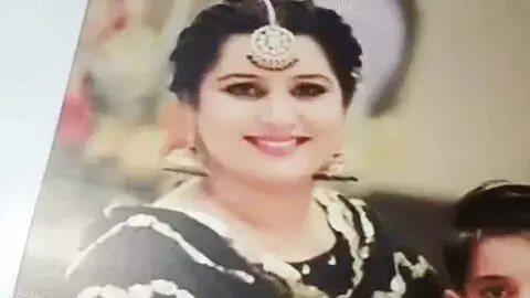 Punjab News: ਮਹਿਲਾ ਦਾ ਦਿਨ ਦਿਹਾੜੇ ਗੋਲੀ ਮਾਰ ਕੇ ਕਤਲ, ਇੱਕ ਮਹੀਨੇ ਪਹਿਲਾਂ ਕੈਨੇਡਾ ਤੋਂ ਪਰਤੀ ਸੀ Punjab News: ਮਹਿਲਾ ਦਾ ਦਿਨ ਦਿਹਾੜੇ ਗੋਲੀ ਮਾਰ ਕੇ ਕਤਲ, ਇੱਕ ਮਹੀਨੇ ਪਹਿਲਾਂ ਕੈਨੇਡਾ ਤੋਂ ਪਰਤੀ ਸੀ