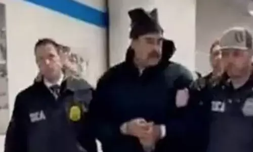 Venezuelan president in handcuffs -ਪਹਿਲੀ ਫੋਟੋ ਤੇ ਵੀਡੀਓ