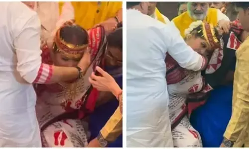 Sudha Chandran: ਮਸ਼ਹੂਰ TV ਅਭਿਨੇਤਰੀ ਚ ਆਈ ਮਾਤਾ! ਹੋਈ ਬੇਕਾਬੂ, ਲੋਕਾਂ ਨੂੰ ਵੱਢਣ ਲੱਗੀ ਦੰਦੀਆਂ, VIDEO