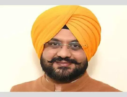 Cabinet Minister Tarunpreet Singh Soundh ਦੀ ਅਕਾਲ ਤਖ਼ਤ ਸਾਹਿਬ ਵਿਖੇ ਪੇਸ਼ੀ Cabinet Minister Tarunpreet Singh Soundh ਦੀ ਅਕਾਲ ਤਖ਼ਤ ਸਾਹਿਬ ਵਿਖੇ ਪੇਸ਼ੀ