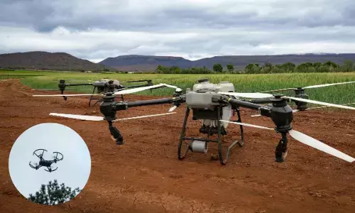 Pakistani Drone In Jammu: ਜੰਮੂ ਕਸ਼ਮੀਰ ਚ LOC ਕੋਲ ਦਿਖੇ ਪਾਕਿਸਤਾਨੀ ਡ੍ਰੋਨ, ਭਾਰਤੀ ਫ਼ੌਜ ਨੇ ਦਿੱਤਾ ਮੂੰਹਤੋੜ ਜਵਾਬ