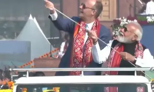 India-Germany friendship: ਪੀਐਮ ਮੋਦੀ ਅਤੇ ਚਾਂਸਲਰ ਮਰਜ਼ ਨੇ ਇਕੱਠੇ ਉਡਾਏ ਪਤੰਗ