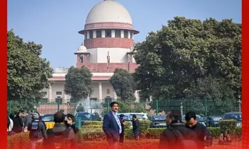 Supreme Court Split: ਭ੍ਰਿਸ਼ਟਾਚਾਰ ਵਿਰੋਧੀ ਕਾਨੂੰਨ ਦੀ ਧਾਰਾ 17A ਤੇ ਜੱਜਾਂ ਦੀ ਰਾਇ ਵੰਡੀ; ਹੁਣ CJI ਕਰਨਗੇ ਵੱਡੇ ਬੈਂਚ ਦਾ ਗਠਨ Supreme Court Split: ਭ੍ਰਿਸ਼ਟਾਚਾਰ ਵਿਰੋਧੀ ਕਾਨੂੰਨ ਦੀ ਧਾਰਾ 17A ਤੇ ਜੱਜਾਂ ਦੀ ਰਾਇ ਵੰਡੀ; ਹੁਣ CJI ਕਰਨਗੇ ਵੱਡੇ ਬੈਂਚ ਦਾ ਗਠਨ