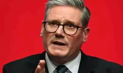 Uproar in British Parliament : ਪ੍ਰਧਾਨ ਮੰਤਰੀ ਸਟਾਰਮਰ ਦੀ ਕਾਮਸੂਤਰ ਵਾਲੀ ਟਿੱਪਣੀ ਤੇ ਵਿਵਾਦ