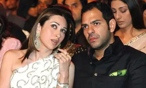 Karisma Kapoor: ਅਭਿਨੇਤਰੀ ਕਰਿਸ਼ਮਾ ਕਪੂਰ ਨੂੰ ਸੁਪਰੀਮ ਕੋਰਟ ਦਾ ਨੋਟਿਸ, ਸਾਬਕਾ ਪਤੀ ਦੀ 30 ਹਜ਼ਾਰ ਕਰੋੜ ਜਾਇਦਾਦ ਦਾ ਮਾਮਲਾ