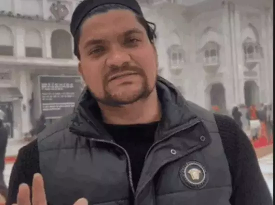 Sri Harmandir Sahib ਬੇਅਦਬੀ ਮਾਮਲਾ: SGPC ਦਰਜ ਕਰਵਾਏਗੀ FIR, ਜਾਂਚ ਚ ਵੱਡੇ ਖੁਲਾਸੇ Sri Harmandir Sahib ਬੇਅਦਬੀ ਮਾਮਲਾ: SGPC ਦਰਜ ਕਰਵਾਏਗੀ FIR, ਜਾਂਚ ਚ ਵੱਡੇ ਖੁਲਾਸੇ