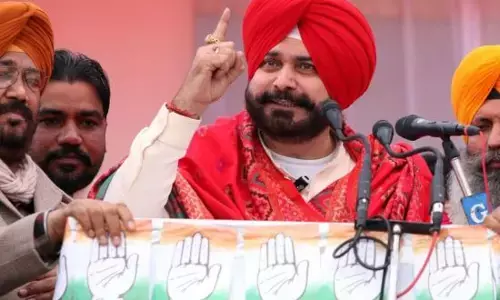 Navjot Sidhu ਨੂੰ Rahul Gandhi ਦੀ ਮੀਟਿੰਗ ਚ ਨਾ ਬੁਲਾਏ ਜਾਣ ਤੇ ਤਿੱਖਾ ਪ੍ਰਤੀਕਰਮ