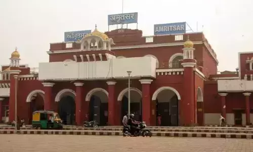 Sirhind ਰੇਲਵੇ ਟਰੈਕ ਧਮਾਕੇ ਤੋਂ ਬਾਅਦ ਗਣਤੰਤਰ ਦਿਵਸ ਤੋਂ ਪਹਿਲਾਂ Amritsar railway station’ਤੇ ਸੁਰੱਖਿਆ ਕੜੀ
