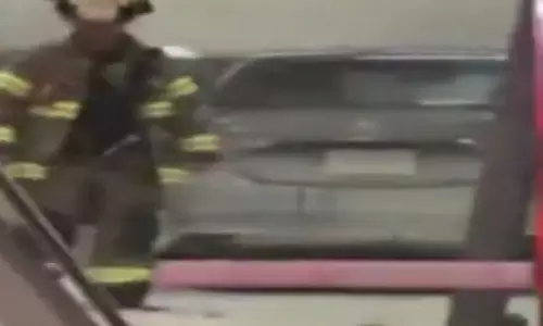 America ਦੇ airport ’ਤੇ ਪਈਆਂ ਭਾਜੜਾਂ