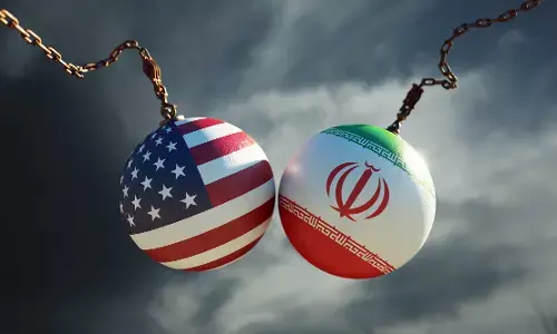 America Vs Iran: ਈਰਾਨ ਤੇ ਅਗਲੇ ਕੁੱਝ ਘੰਟਿਆਂ ਵਿੱਚ ਵੱਡੇ ਹਮਲੇ ਦੀ ਸੰਭਾਵਨਾ, ਕਈ ਦੇਸ਼ਾਂ ਦੀਆਂ ਸੈਂਕੜੇ ਫਲਾਈਟਾਂ ਰੱਦ