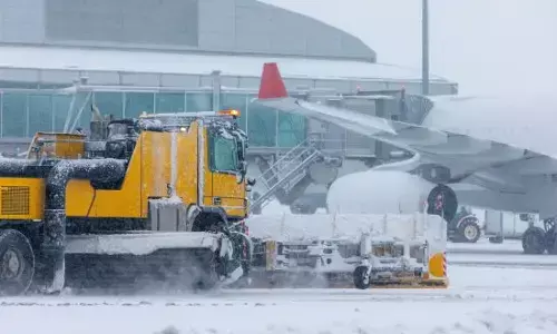 Blizzard in America: 14,000 ਤੋਂ ਵੱਧ ਉਡਾਣਾਂ ਰੱਦ, 10 ਰਾਜਾਂ ਵਿੱਚ ਐਮਰਜੈਂਸੀ