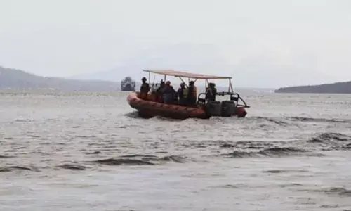 350 ਯਾਤਰੀਆਂ ਨਾਲ ਭਰੀ ਕਿਸ਼ਤੀ ਡੁੱਬੀ, ਬਚਾਅ ਕਾਰਜ ਜਾਰੀ