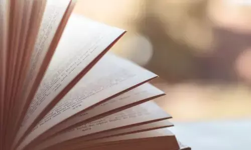 ਮੈਂ ਆਪਣੇ ਦੋਸਤ ਨਾਲ ਉਸਦੀ ਮਾਤਾ ਦਾ ਪਤਾ ਲੈਣ ਹਸਪਤਾਲ ਗਿਆ …ਮੁੜਕੇ ਘਰ ਵਾਪਸ ਆ ਗਿਆ …ਪਰ ਮੈਂ ਅਜੇ ਵੀ ਓਥੇ ਹੀ ਹਾਂ ,ਮੈਂ ਮੁੜਕੇ ਆ ਹੀ ਨਹੀਂ ਸਕਿਆ ….