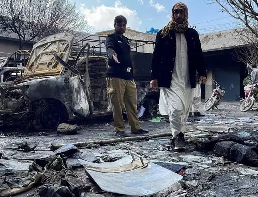 Balochistan ਚ 145 ਬਾਗ਼ੀ ਅਤੇ 17 ਫ਼ੌਜੀ ਹਲਾਕ, ਇੰਟਰਨੈੱਟ ਅਤੇ ਰੇਲ ਸੇਵਾਵਾਂ ਠੱਪ Balochistan ਚ 145 ਬਾਗ਼ੀ ਅਤੇ 17 ਫ਼ੌਜੀ ਹਲਾਕ, ਇੰਟਰਨੈੱਟ ਅਤੇ ਰੇਲ ਸੇਵਾਵਾਂ ਠੱਪ