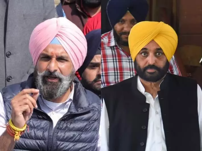 Bikram Majithia: ਬਿਕਰਮ ਮਜੀਠੀਆ ਨੇ AAP ਤੇ ਲਾਏ ਗੰਭੀਰ ਇਲਜ਼ਾਮ, ਬੋਲੇ ਮੈਨੂੰ ਜੇਲ ਚ ਮਰਵਾਉਣਾ ਚਾਹੁੰਦੀ ਸੀ ਸਰਕਾਰ Bikram Majithia: ਬਿਕਰਮ ਮਜੀਠੀਆ ਨੇ AAP ਤੇ ਲਾਏ ਗੰਭੀਰ ਇਲਜ਼ਾਮ, ਬੋਲੇ ਮੈਨੂੰ ਜੇਲ ਚ ਮਰਵਾਉਣਾ ਚਾਹੁੰਦੀ ਸੀ ਸਰਕਾਰ