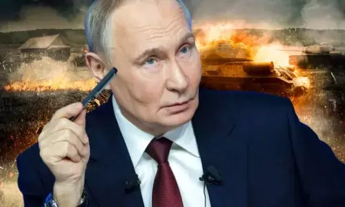 Abu Dhabi ਸ਼ਾਂਤੀ ਵਾਰਤਾ ਤੋਂ ਪਹਿਲਾਂ ਰੂਸ ਵਲੋਂ ਯੂਕਰੇਨ ਤੇ 450 ਡਰੋਨਾਂ ਅਤੇ 70 ਮਿਜ਼ਾਈਲਾਂ ਨਾਲ ਕਹਿਰ