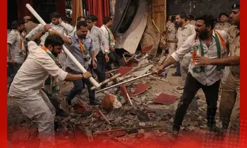 Rajkot Protest: ਮੈਂ ਨੱਥੂਰਾਮ ਨਾਟਕ ਤੇ ਹੰਗਾਮਾ; ਹੇਮੂ ਗੜ੍ਹਵੀ ਹਾਲ ਚ ਭੰਨਤੋੜ ਤੇ ਗ੍ਰਿਫਤਾਰੀਆਂ