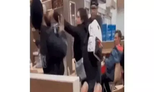 Canada ਚ ਨਸਲੀ ਤਣਾਅ: Sikh security guard ਨਾਲ ਬਦਸਲੂਕੀ ਅਤੇ ਹਿੰਸਕ ਝੜਪ ਦੀ Video ਵਾਇਰਲ