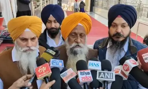 DSGMC ਵੱਲੋਂ Harvinder Singh Sarna ਖ਼ਿਲਾਫ਼ ਸ੍ਰੀ ਅਕਾਲ ਤਖ਼ਤ ਸਾਹਿਬ ਵਿਖੇ ਸ਼ਿਕਾਇਤ ਦਰਜ