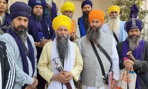 ਪਾਵਨ ਸਰੂਪਾਂ ਦੀ ਛਪਾਈ ਚ 4700 ਗਲਤੀਆਂ ਦਾ ਦਾਅਵਾ, Satkar Committee ਵੱਲੋਂ Akal Takht ਨੂੰ ਮੰਗ ਪੱਤਰ ਪਾਵਨ ਸਰੂਪਾਂ ਦੀ ਛਪਾਈ ਚ 4700 ਗਲਤੀਆਂ ਦਾ ਦਾਅਵਾ, Satkar Committee ਵੱਲੋਂ Akal Takht ਨੂੰ ਮੰਗ ਪੱਤਰ