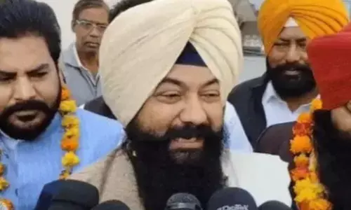 Punjab SC Commission Chairman ਜਸਵੀਰ ਸਿੰਘ ਗੜ੍ਹੀ ਦਾ ਪ੍ਰਤਾਪ ਸਿੰਘ ਬਾਜਵਾ ਤੇ ਤਿੱਖਾ ਹਮਲਾ Punjab SC Commission Chairman ਜਸਵੀਰ ਸਿੰਘ ਗੜ੍ਹੀ ਦਾ ਪ੍ਰਤਾਪ ਸਿੰਘ ਬਾਜਵਾ ਤੇ ਤਿੱਖਾ ਹਮਲਾ