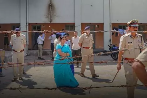 ਗੁਜਰਾਤ ਦੇ 31 ਸਕੂਲਾਂ ਨੂੰ ਬੰਬ ਨਾਲ਼ ਉਡਾਉਣ ਦੀ ਧਮਕੀ, ਵਰਤਿਆ ਖ਼ਾਲਿਸਤਾਨ ਦਾ ਨਾਂਅ ਗੁਜਰਾਤ ਦੇ 31 ਸਕੂਲਾਂ ਨੂੰ ਬੰਬ ਨਾਲ਼ ਉਡਾਉਣ ਦੀ ਧਮਕੀ, ਵਰਤਿਆ ਖ਼ਾਲਿਸਤਾਨ ਦਾ ਨਾਂਅ