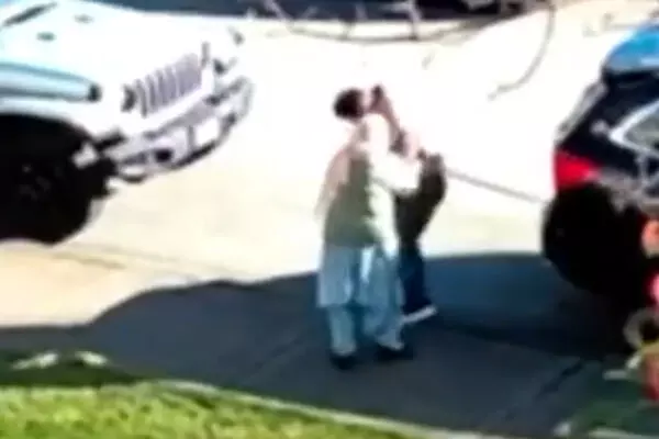 Canada ’ਚ ਪੰਜਾਬੀ elders ’ਤੇ ਮੰਡਰਾਇਆ ਖ਼ਤਰਾ Canada ’ਚ ਪੰਜਾਬੀ elders ’ਤੇ ਮੰਡਰਾਇਆ ਖ਼ਤਰਾ