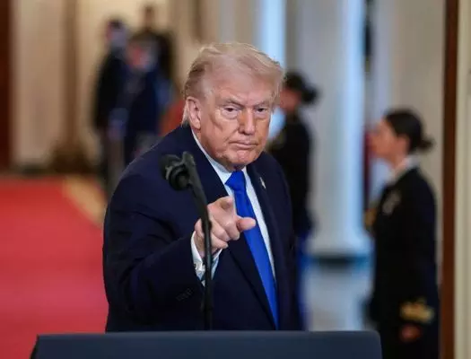 Supreme Court ਦੇ ਝਟਕੇ ਤੋਂ ਬਾਅਦ ਟਰੰਪ ਵਲੋਂ ਟੈਰਿਫ ਹੋਰ ਵਧਾਉਣ ਦਾ ਐਲਾਨ Supreme Court ਦੇ ਝਟਕੇ ਤੋਂ ਬਾਅਦ ਟਰੰਪ ਵਲੋਂ ਟੈਰਿਫ ਹੋਰ ਵਧਾਉਣ ਦਾ ਐਲਾਨ