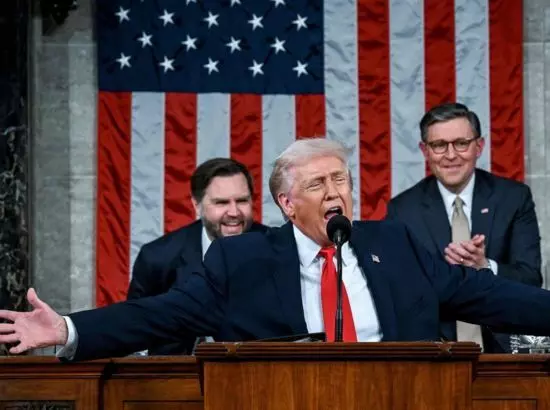 State of the Union: ਅਮਰੀਕੀ ਮੀਡੀਆ ਨੇ ਫੜੇ ਰਾਸ਼ਟਰਪਤੀ ਡੋਨਾਲਡ ਟਰੰਪ ਦੇ 5 ਵੱਡੇ ਝੂਠ State of the Union: ਅਮਰੀਕੀ ਮੀਡੀਆ ਨੇ ਫੜੇ ਰਾਸ਼ਟਰਪਤੀ ਡੋਨਾਲਡ ਟਰੰਪ ਦੇ 5 ਵੱਡੇ ਝੂਠ