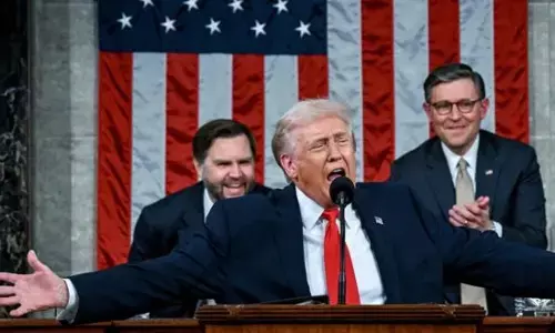 Iran-US war: ਅਮਰੀਕੀ ਸੈਨੇਟ ਨੇ ਜੰਗ ਰੋਕਣ ਦਾ ਪ੍ਰਸਤਾਵ ਕੀਤਾ ਰੱਦ Iran-US war: ਅਮਰੀਕੀ ਸੈਨੇਟ ਨੇ ਜੰਗ ਰੋਕਣ ਦਾ ਪ੍ਰਸਤਾਵ ਕੀਤਾ ਰੱਦ