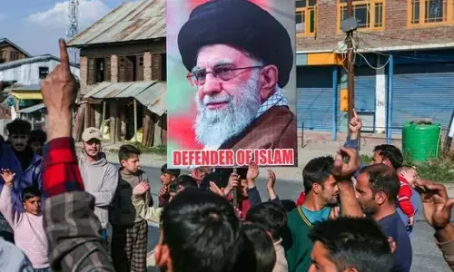 Impact of Khameneis death reaches India- ਕਸ਼ਮੀਰ ਵਿੱਚ ਸੜਕਾਂ ਤੇ ਉਤਰੇ ਲੋਕ