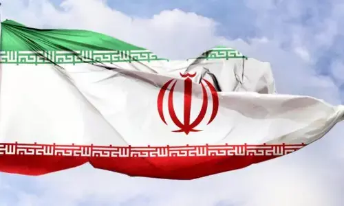 Iran ਨੇ American ਇਮਾਰਤ ਅਤੇ Australian military base ਨੂੰ ਬਣਾਇਆ ਨਿਸ਼ਾਨਾ (Video)