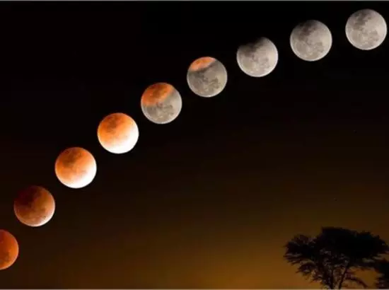 ਅੱਜ ਆਸਮਾਨ ਚ ਬਲੱਡ ਮੂਨ: 9 ਘੰਟੇ ਦਾ ਸੂਤਕ ਕਾਲ ਸ਼ੁਰੂ