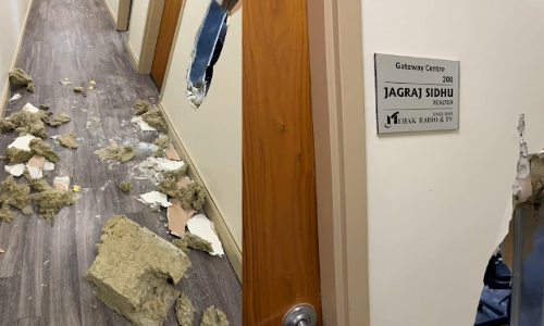 Brampton ਚ Mehak Radio ਦੇ Studio ਚ ਹਜ਼ਾਰਾਂ ਡਾਲਰ ਦਾ ਸਾਮਾਨ ਹੋਇਆ ਚੋਰੀ